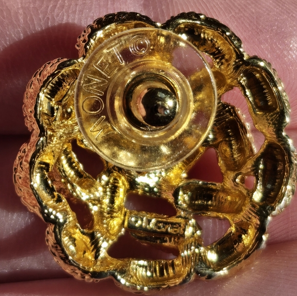 Monet Book Piece Vintage Gold Tone Textured Metal Knot Like Ear Clips – Signed - Picture 9 of 14